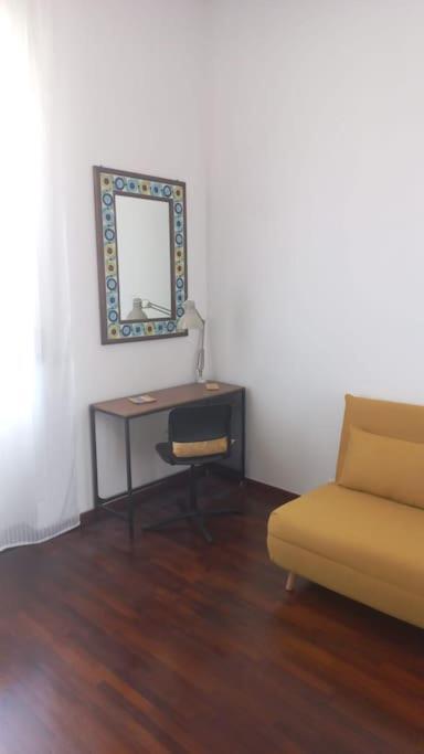 Giulia Town House Tra Citta E Mare Leilighet Salerno Eksteriør bilde