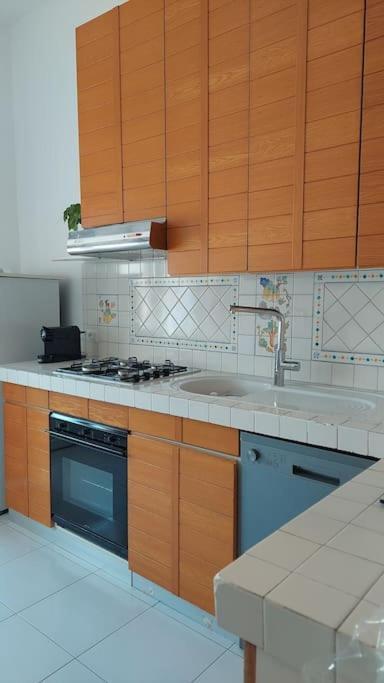 Giulia Town House Tra Citta E Mare Leilighet Salerno Eksteriør bilde